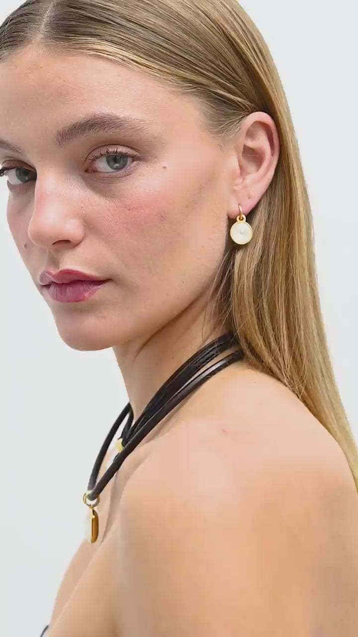 
                  
                    Cargar y reproducir el video en el visor de la galería, Collar Candido
                  
                