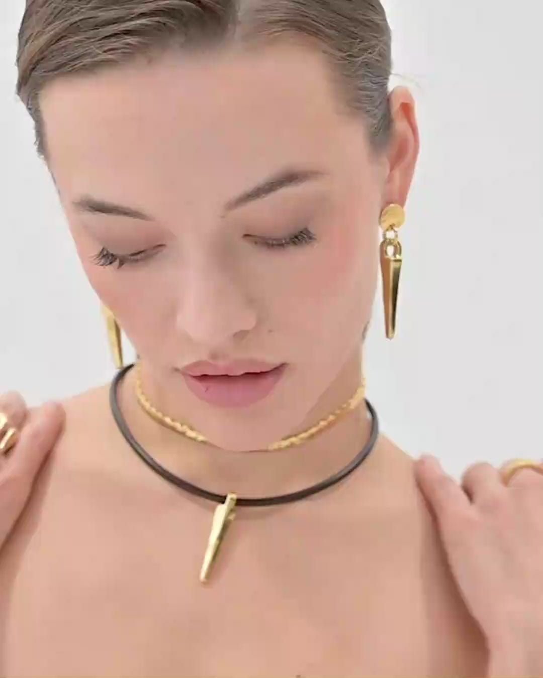 Vertis Necklace