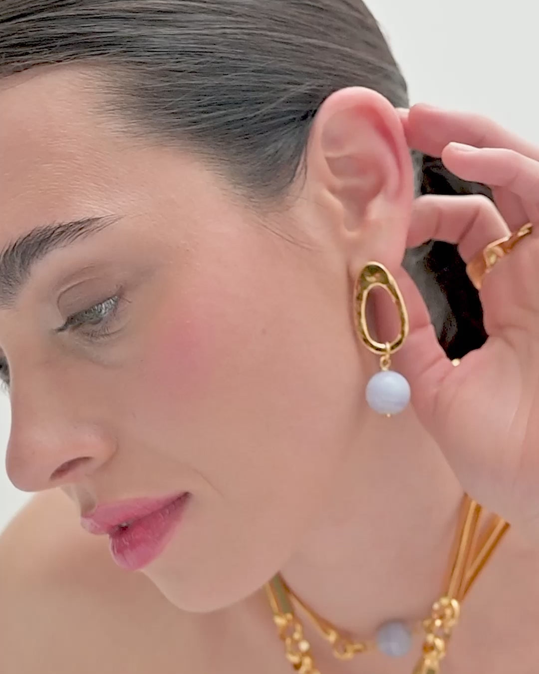 Pendientes Revel
