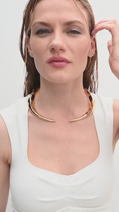 
                  
                    Cargar y reproducir el video en el visor de la galería, Luxe Necklace
                  
                