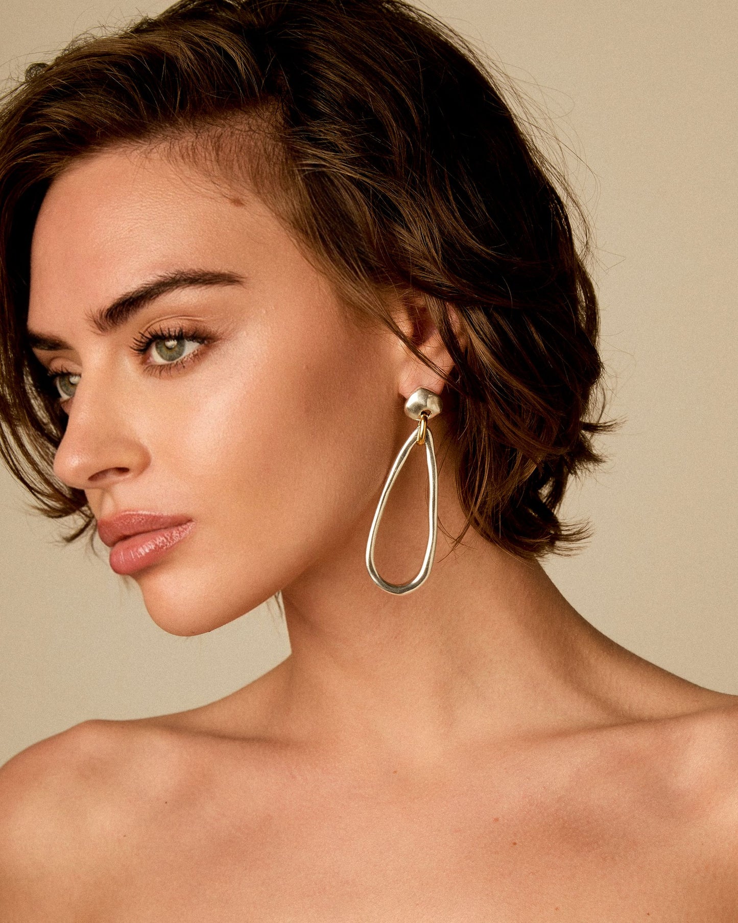 
                  
                    Teardrop link earrings Linar
                  
                