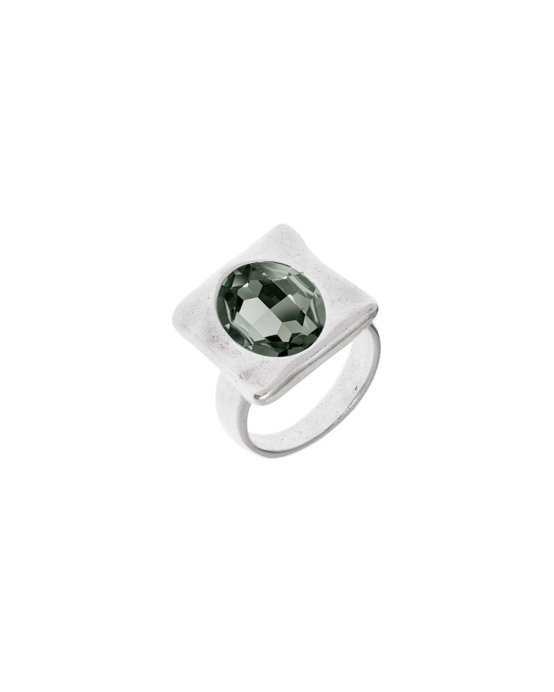 
                  
                    Goya Ring
                  
                