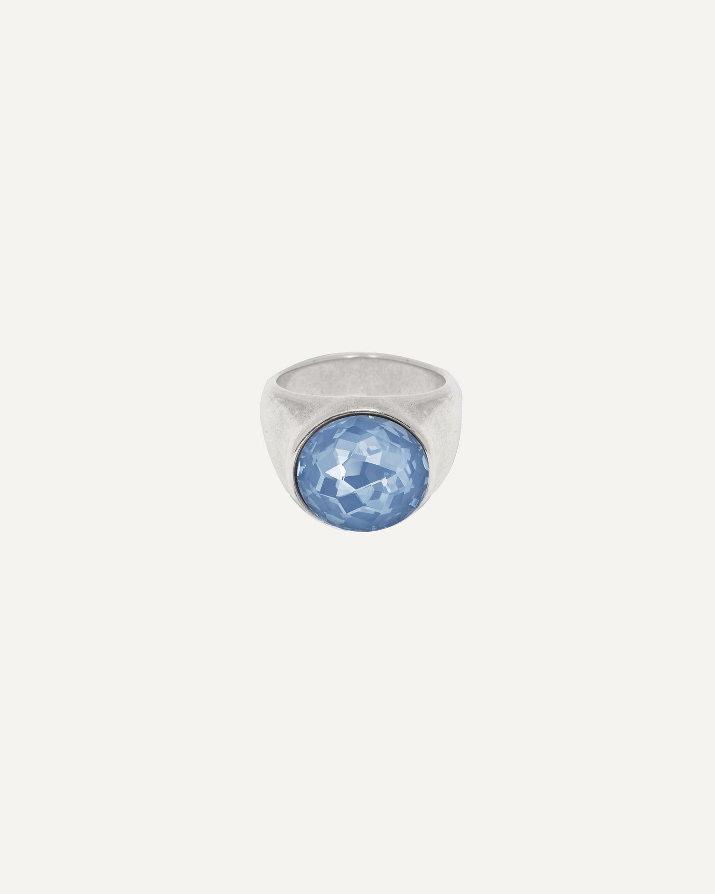 Sterling silver plated signet ring with round Swarovski crystal – Vidda Jewelry